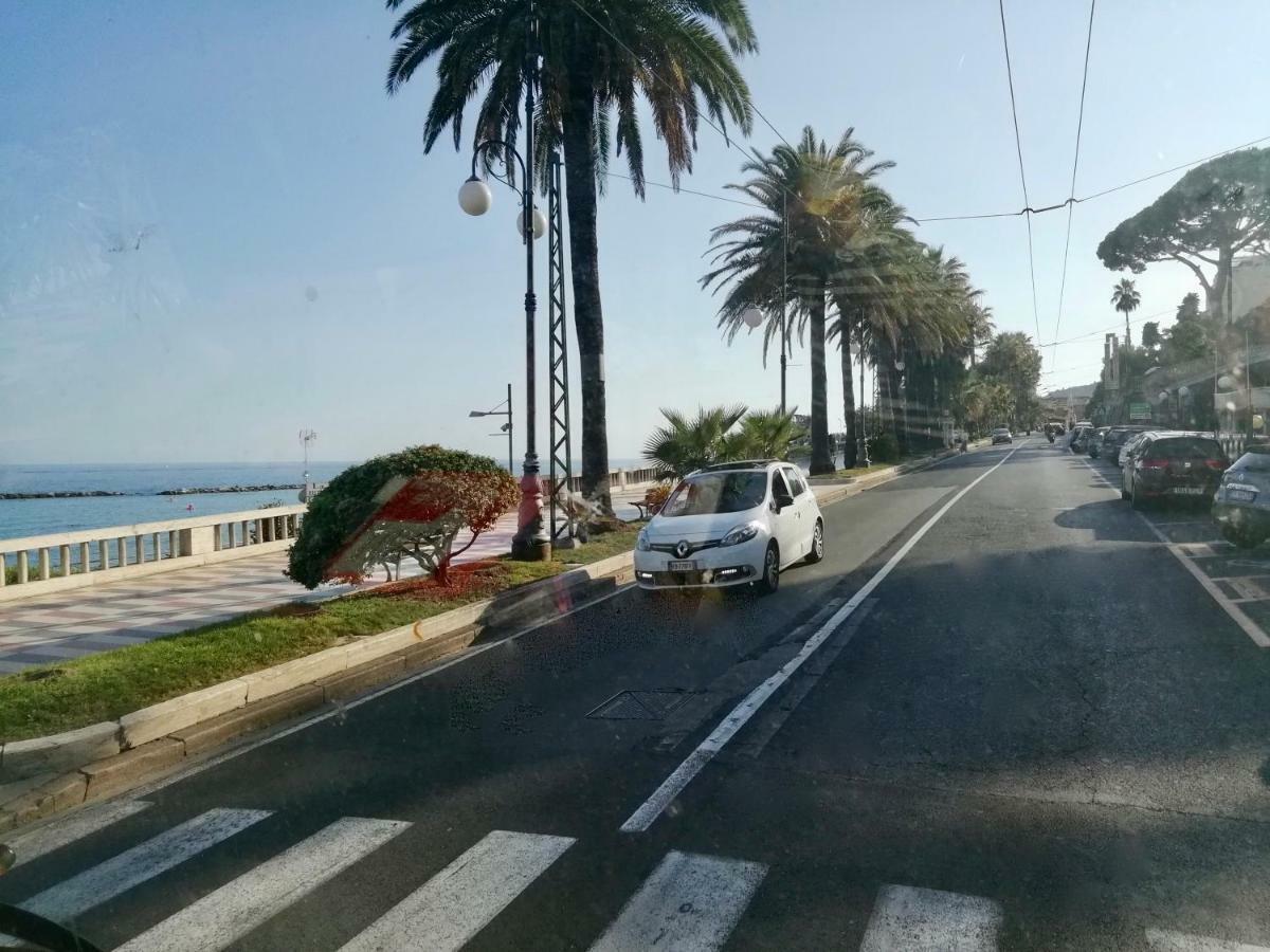 Mare Foce E Centro Leilighet Sanremo Eksteriør bilde